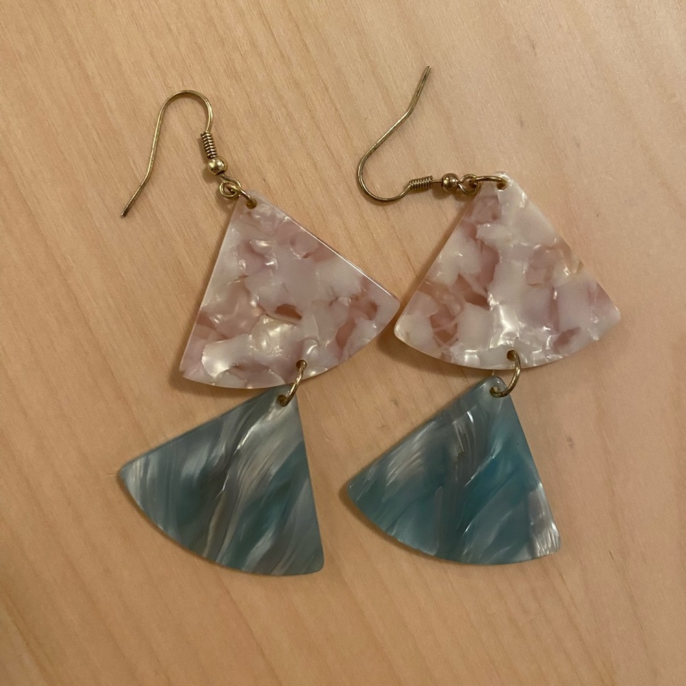 Pink and Blue Fan Dangle Earrings 🪭